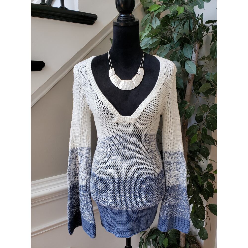 Tularosa Sweater Womens Size 2XS Beige & Blue Casual Long Sleeve V-Neck Pullover